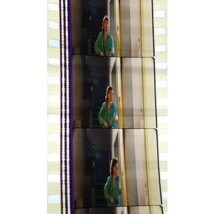 Dancing In The Streets. Bowie /Jagger Pk GB - 015o. 1 STRIP OF 5- 35MM FILMCELLS