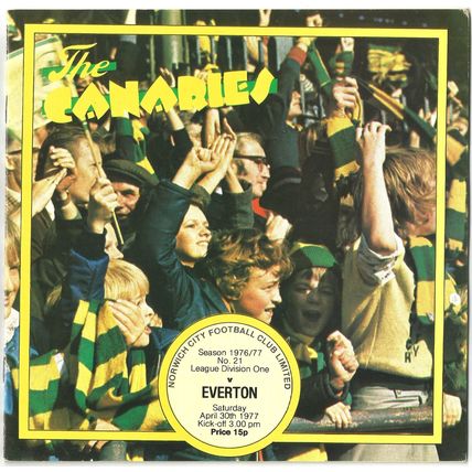 1976-77 NORWICH CITY v EVERTON (Good to Very Good Condition - No Writing)
