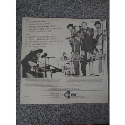 Slim Dusty – Live At Wagga Wagga (AXIS6017) (LP)