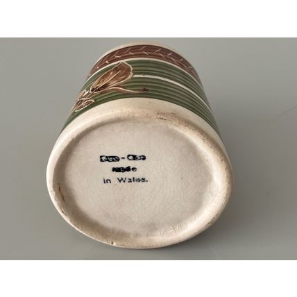 EGG CUP - VINTAGE WELSH POTTERY