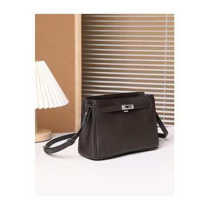 Women Retro Genuine Leather Handbag Brown