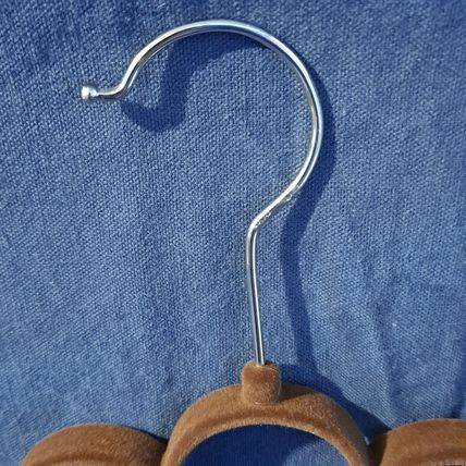 2 Brown FLOWER SCARF HANGER Belt Tie Velvet Holder Closet Organizer Necktie