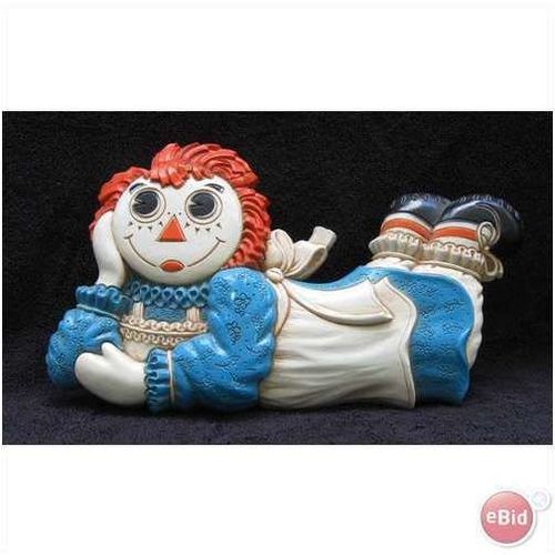 1977 Bobbs-Merrill Raggedy Ann Wall Plaque