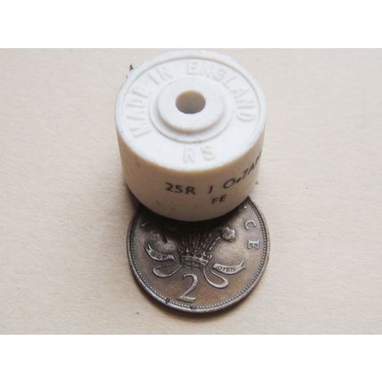 Resistor 25Ω, 17.5 Watt 0.7A Ceramic WW Radiospares RS New Old Stock 1950’s 70’s