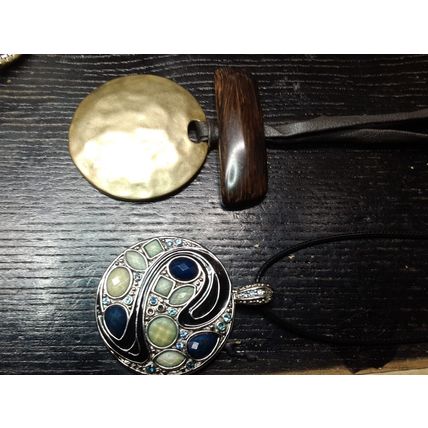 Lia Sophia and kennith Cole Necklace