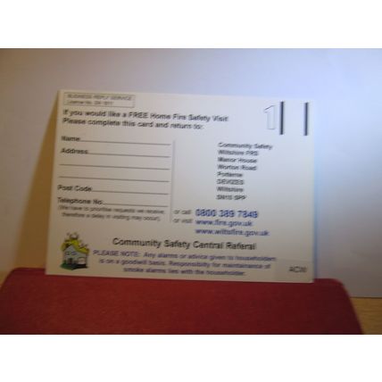 WILTSHIRE FIRE & RESCUE SERVICE unused postcard Fire engines =