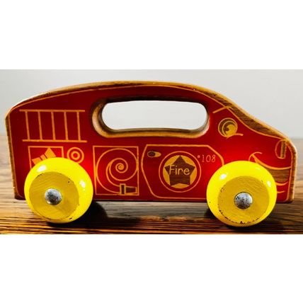 Fire Truck #108 wooden w/moveable wheels #09068459 HOLGATE 6 1/2" x 3" x 2 1/2"