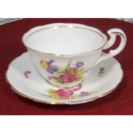 Vanderwood Teacup & Saucer White Yellow Pink Purple Floral Gold Trim Scalloped