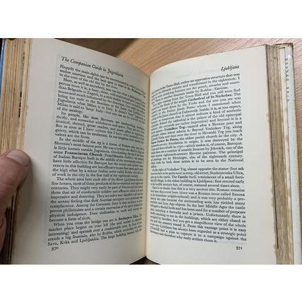1968 "THE COMPANION GUIDE TO JUGOSLAVIA" TRAVEL VINTAGE HARDBACK BOOK (P5)