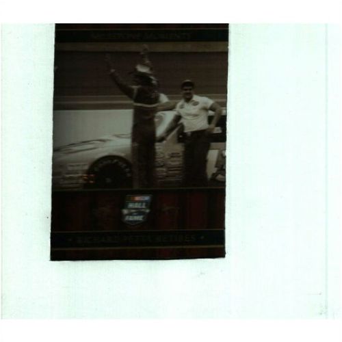 2010 Nascar Hall of Fame Richard Petty-Holofoil 10/50