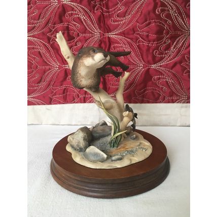 Border Fine Arts Otter and Trout WW5 Vintage 1989 by Elizabeth Waugh