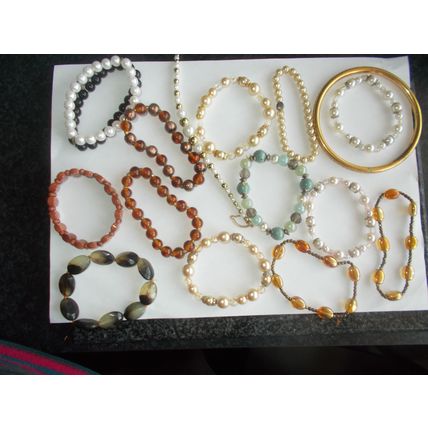 BRACLETS AS SHOWN CHEAPIES (21/12) # #