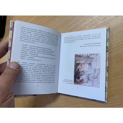2013 *LIMITED EDITION 98 of 1000* BEATRIX POTTER TAILOR OF GLOUCESTER BOOK (P2)