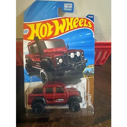 HOT WHEELS 2024 - HW DIRT- '15 LAND ROVER DEFENDER DOUBLE CAR - MAROON
