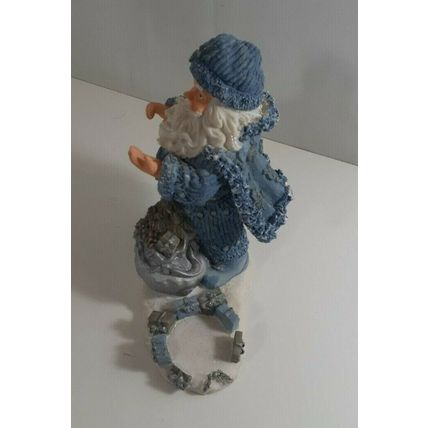 8 in Santa figure with Santa in blue