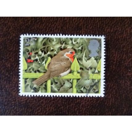 1995 GB Christmas Robins 25p On Railings fine used stamp SG1897 birds