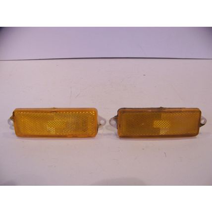 1971 BUICK ELECTRA AMBER FRONT MARKER CORNERING LIGHTS OEM 225 #5963925