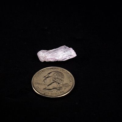 Kunzite Pakistan[ ]