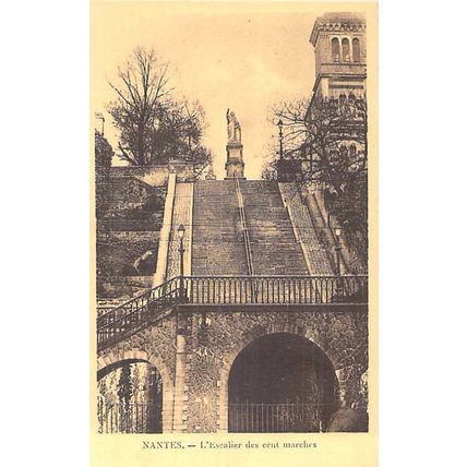 Nantes L'Escalier des cent Marches France Postcard unused VGC