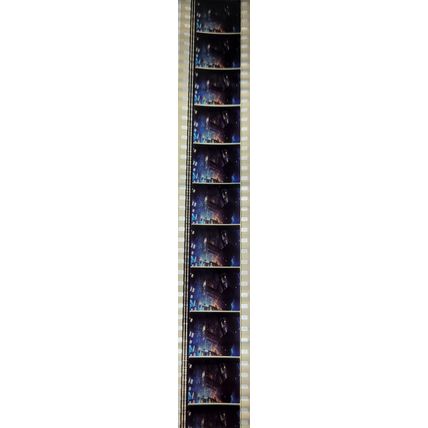 Blade Runner. Pk BLUE - b052Z . 1 STRIP OF 10 - 35MM FILM CELLS