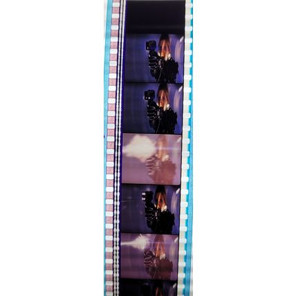 Pk DAU - A - MIX - B 050x. 1 STRIP OF 5 - 35MM FILM CELLS. ( LIS )