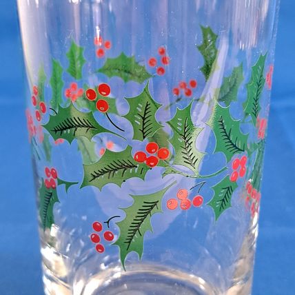 LIBBEY Christmas HOLLY BERRY 15 oz Glass TUMBLER Cooler Water Drink Highball