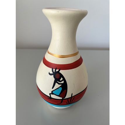 VINTAGE NATIVE AMERICAN HAND PAINTED CLAY VASE - KOKOPELLI