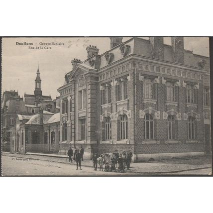 Groupe Scolaire, Rue de la Gare, Doullens, c.1910s - Lourlon CPA
