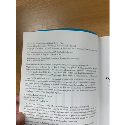 2015 "THE GOOD FOOD GUIDE 2016" HARDBACK BOOK (P5)