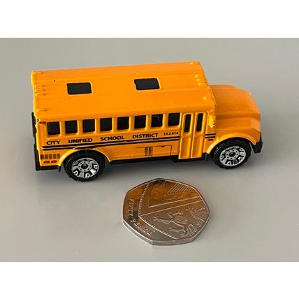MATCHBOX 2004 SCHOOL BUS - CITY UNIFIED SCHOOL DISTRICT