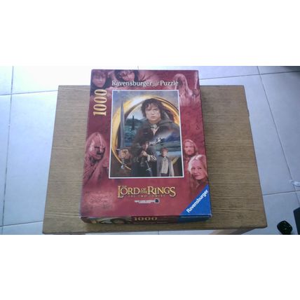 Lord of the Rings: The Two Towers (1000 Piece) Ravensburger (2002)