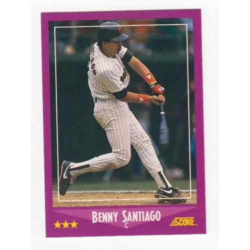 1988 Score Benito Santiago baseball card #25 – Padres