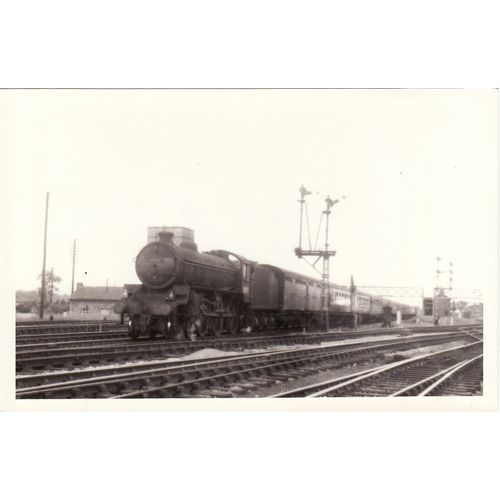 Railway Photo LNER B1 61169 Milford Junction Thompson 4-6-0 Loco