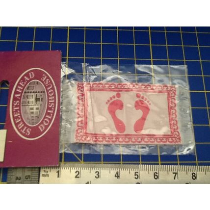 Pink Footprint Bathmat 1:12th scale miniature