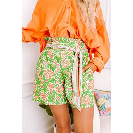 Green Floral Print Pocketed Front Knot High Waist Casual Shorts