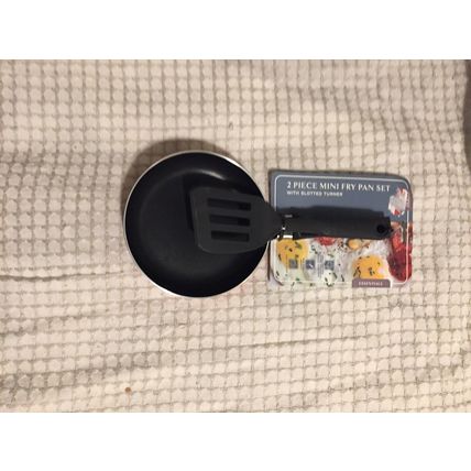 Brooklyn Steel Co. Mini Round Fry Pan & Slotted Turner 2-Pc. Set Lychee