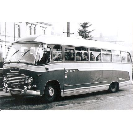 Black & White Photograph of Yelloway Motor Services Ltd. of Rochdale - YDK 591