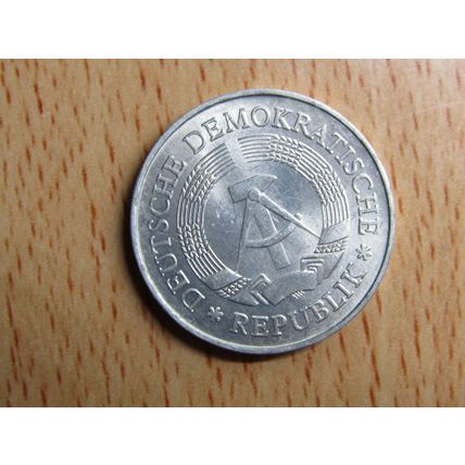 1982a 1 Mark East Germany Coin