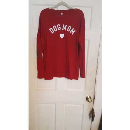 Leo Rosi Women's Dog Mom. Plus Size. Red X-Large(16-18