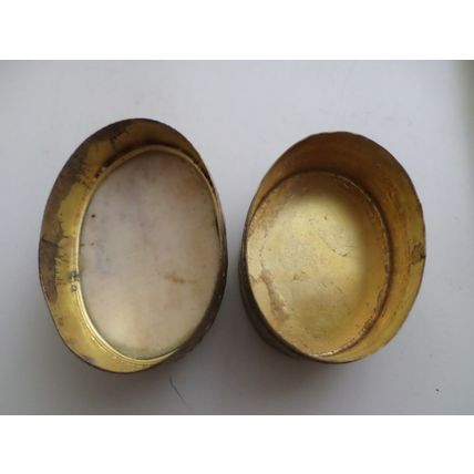 Gold Metal - Trinket/Pill Box - Elephant Design on Lid