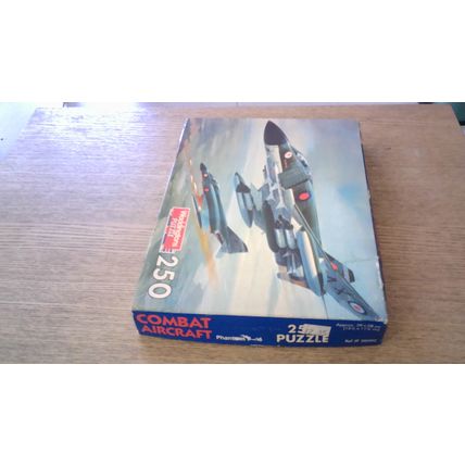 COMBAT AIRCRAFT: PHANTOM F-4 Jigsaw Puzzle (250 Piece) Waddingtons (1985)