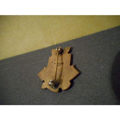 United States Military Pin Signal School Insignia Crest Lapel Pin
