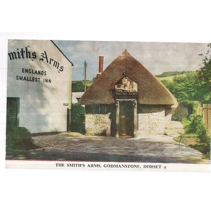 THE SMITH'S ARMS, Godmanstone, Dorset. unused vintage postcard (B) vgc =