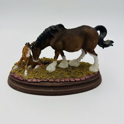 Anheuser Busch Figurine Mare & Foal F15 Numbered 1747 Vintage Rare 2004