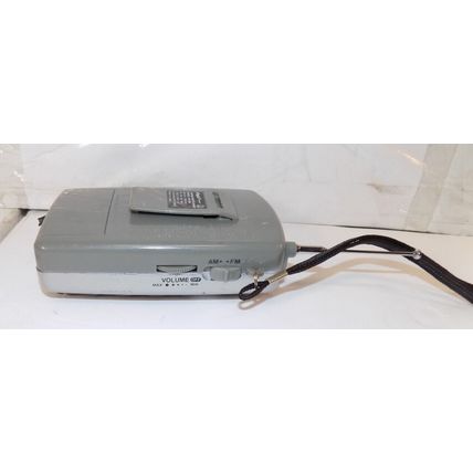 Street Beat PR-35M Portable AM FM Sports Radio with Belt Clip Tested