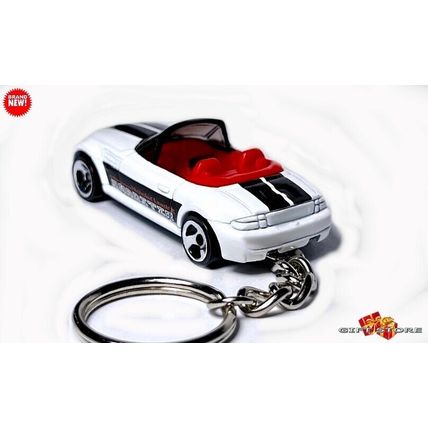 RARE KEYCHAIN WHITE BMW Z3 ROADSTER CUSTOM Ltd Ed.❤️GREAT GIFT❤️