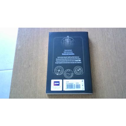 DOCTOR WHO: HEROES AND MONSTERS COLLECTION (First Edition Paperback) 2015