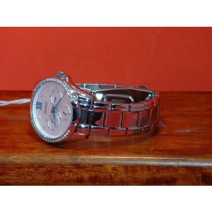 Pre-Owned Men’s Silver Pulsar Swarovski Crystal Sports Analog Watch