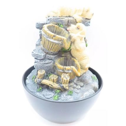 Water Fountain Golden Labrador 18 CM LED Colour Changing Home Decor Gift