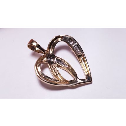 Estate .15ctw Natural Rd & Bag Diamond Overlaped 10Kt Y/Gold Heart Pendant#20729